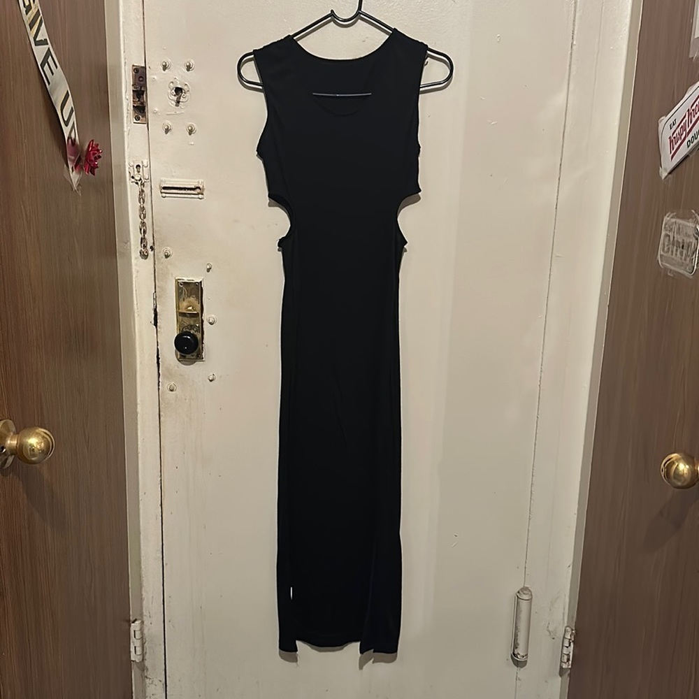 ASYMMETRICAL TUNIC WITH CUT OUT DESIGN AND LONG SPLITS